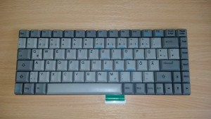 2013-03-03_15-16-05_557.jpg (804.19 KiB) 16432 mal betrachtet Die Tastatur