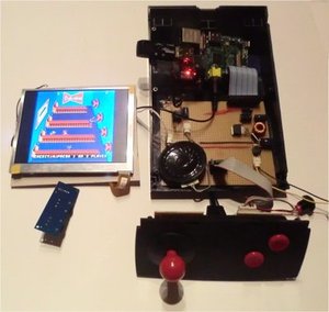 Elektronik_test.jpg (26.9 KiB) 10550 mal betrachtet Der RPi rechts oben. Auf der Lochrasterkarte befindet sich links der NF-Verstärker und rechts das Schaltnetzteil..