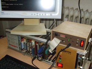 Z-80 Komplett<br /><br />Rechts oben ist ein Eprom-Emulator aus<br />Elektor 12/87